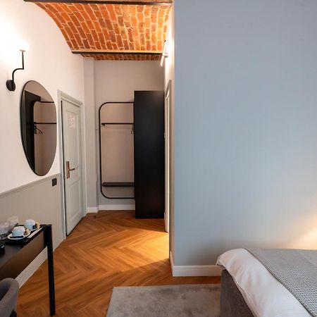 Ecletico Villa Bucharest Luaran gambar
